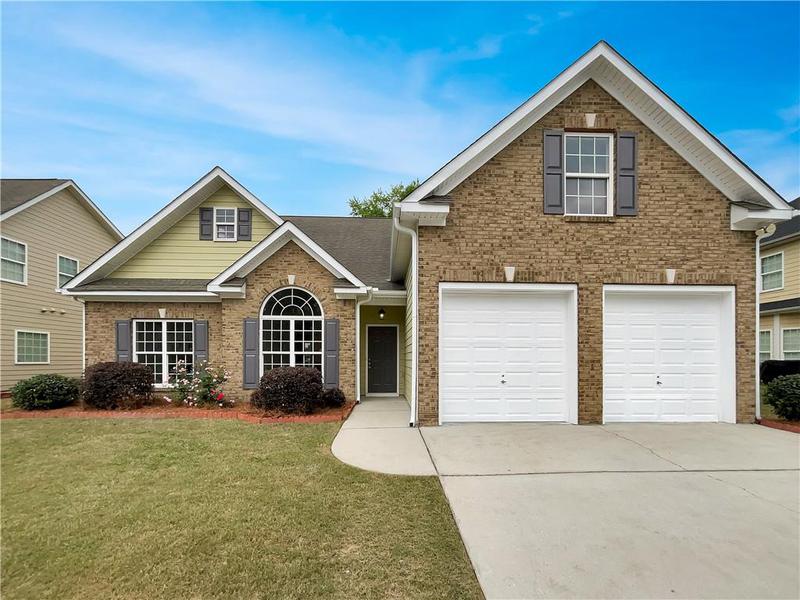 Image for property 6405 Beaver Creek Trail, Atlanta, GA 30349