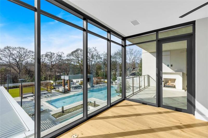 Image for property 2520 Peachtree Road 403, Atlanta, GA 30305
