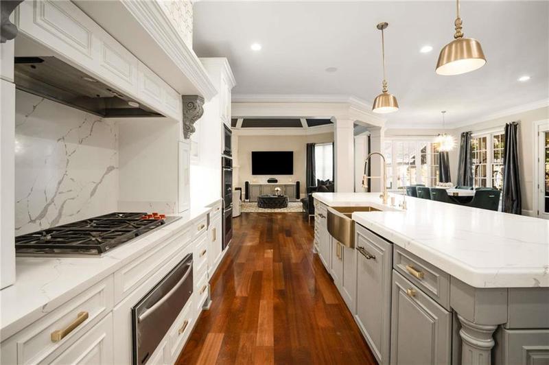 Image for property 980 FENIMORE Circle, Sandy Springs, GA 30350