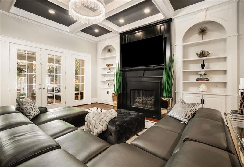 Image for property 980 FENIMORE Circle, Sandy Springs, GA 30350