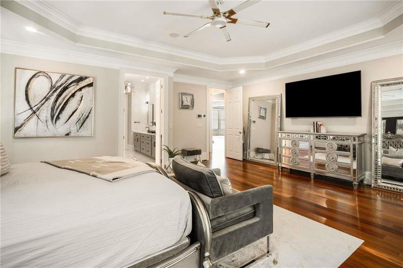 Image for property 980 FENIMORE Circle, Sandy Springs, GA 30350