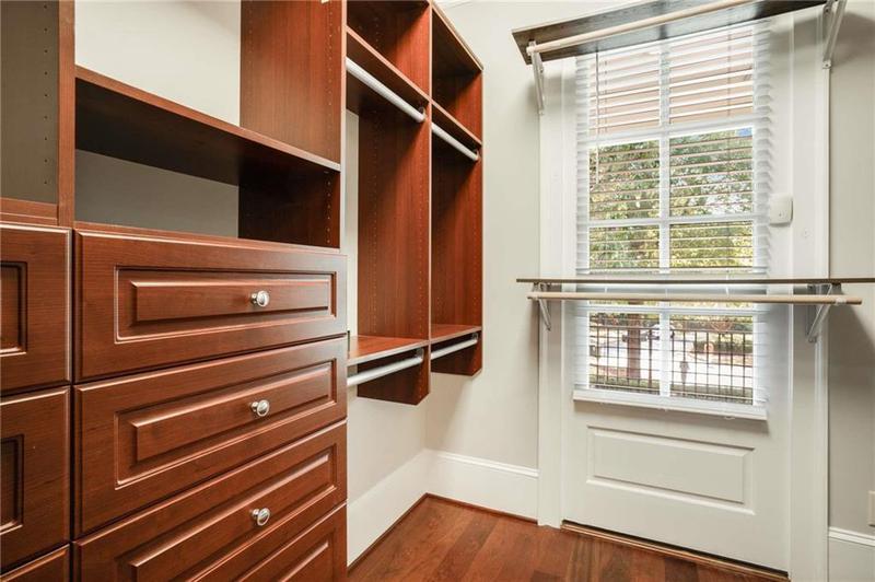 Image for property 980 FENIMORE Circle, Sandy Springs, GA 30350