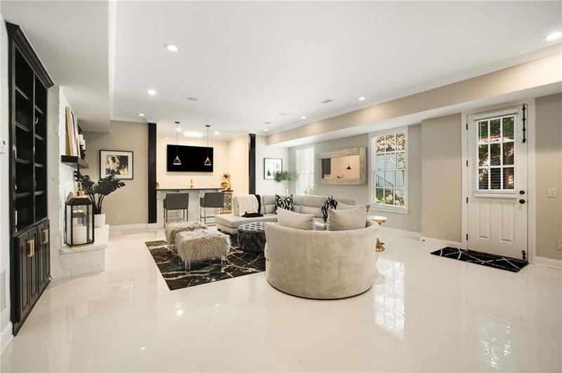 Image for property 980 FENIMORE Circle, Sandy Springs, GA 30350