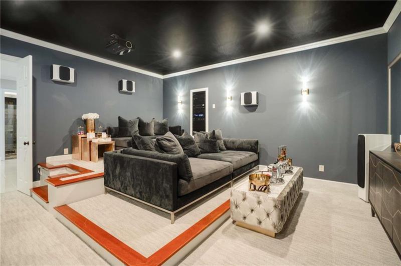 Image for property 980 FENIMORE Circle, Sandy Springs, GA 30350