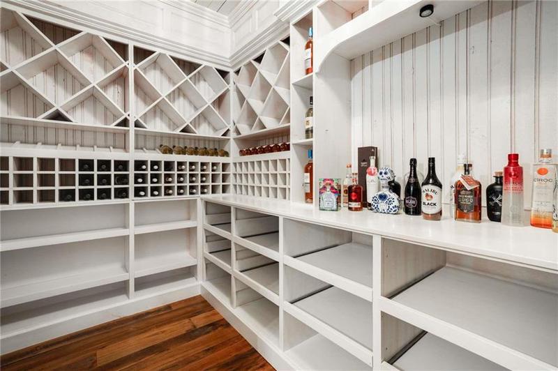 Image for property 980 FENIMORE Circle, Sandy Springs, GA 30350
