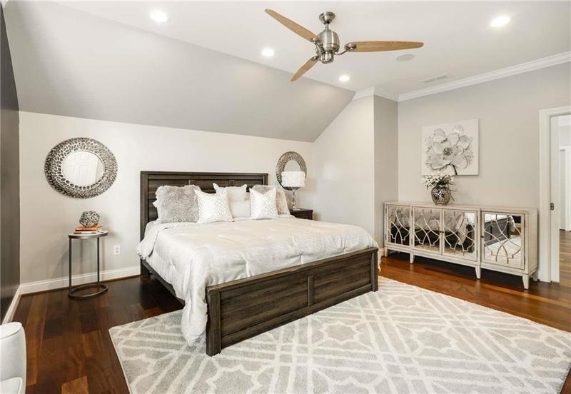 Image for property 980 FENIMORE Circle, Sandy Springs, GA 30350
