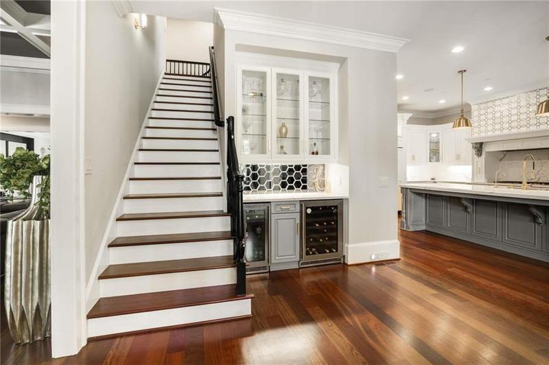 Image for property 980 FENIMORE Circle, Sandy Springs, GA 30350