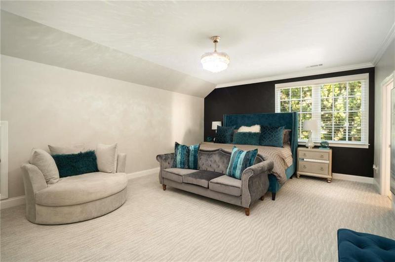 Image for property 980 FENIMORE Circle, Sandy Springs, GA 30350