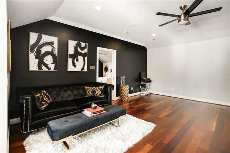 Image for property 980 FENIMORE Circle, Sandy Springs, GA 30350