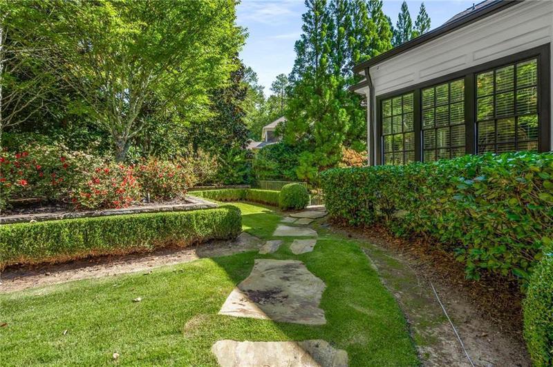 Image for property 980 FENIMORE Circle, Sandy Springs, GA 30350