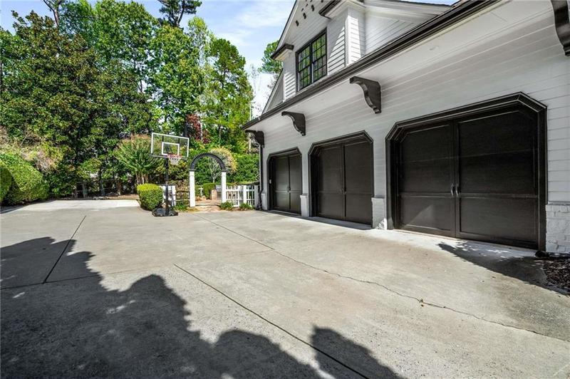 Image for property 980 FENIMORE Circle, Sandy Springs, GA 30350