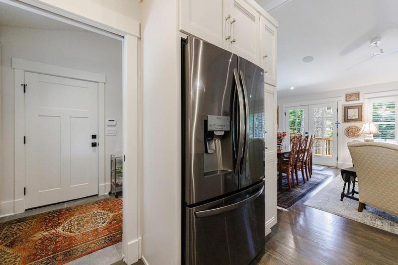 Image for property 1943 Sunbury Place, Atlanta, GA 30318