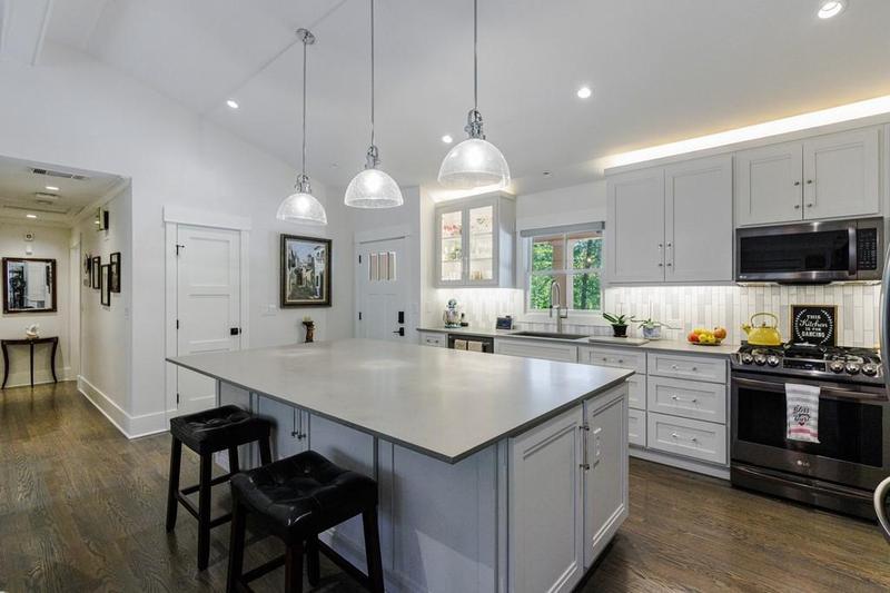 Image for property 1943 Sunbury Place, Atlanta, GA 30318