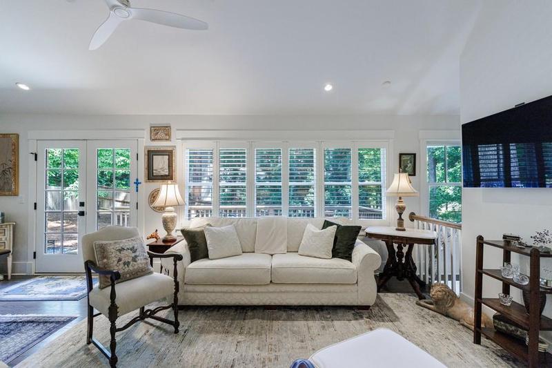 Image for property 1943 Sunbury Place, Atlanta, GA 30318