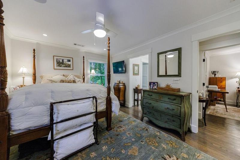 Image for property 1943 Sunbury Place, Atlanta, GA 30318