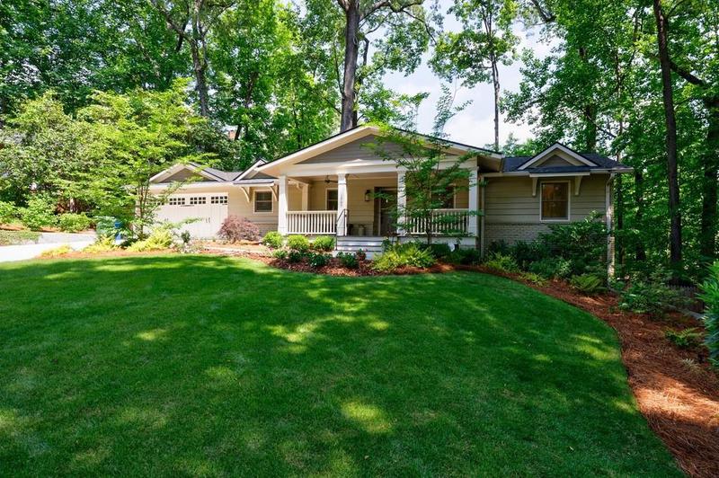 Image for property 1943 Sunbury Place, Atlanta, GA 30318