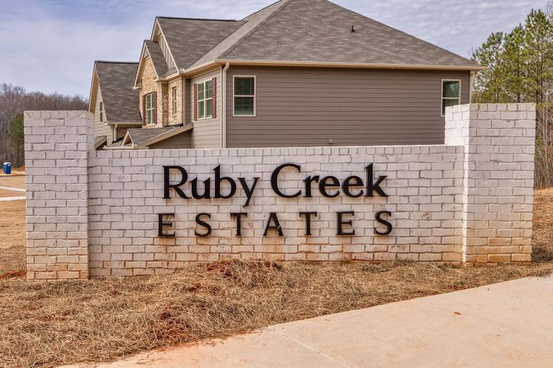 Image for property 3244 Lions Ruby Lane, Atlanta, GA 30349