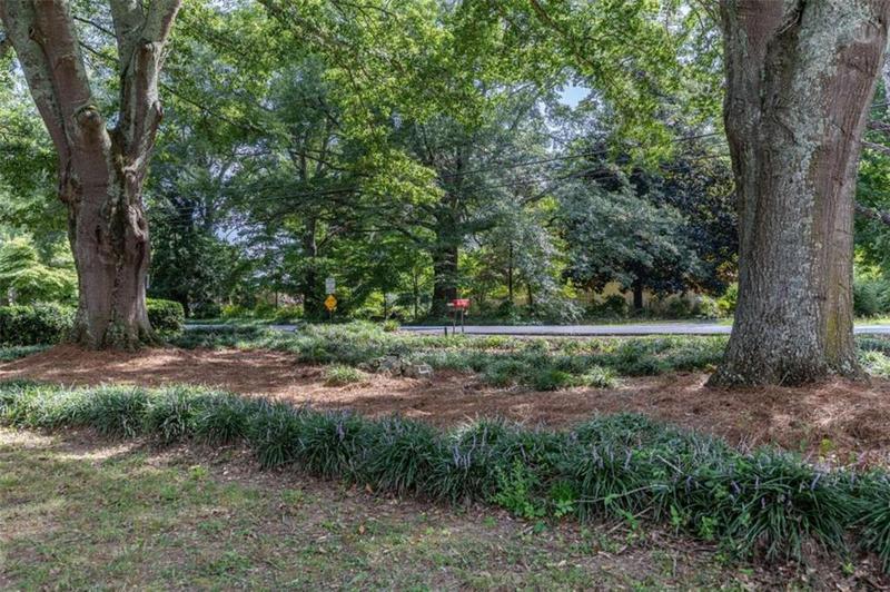 Image for property 804 College Drive, Cedartown, GA 30125
