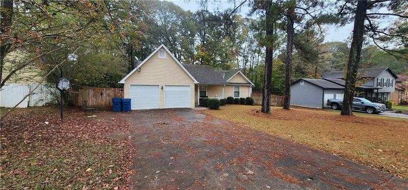 Image for property 6848 Cumberland Circle, Riverdale, GA 30296