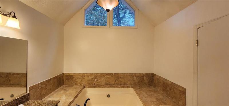 Image for property 6848 Cumberland Circle, Riverdale, GA 30296