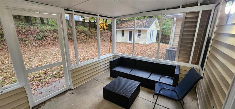 Image for property 6848 Cumberland Circle, Riverdale, GA 30296