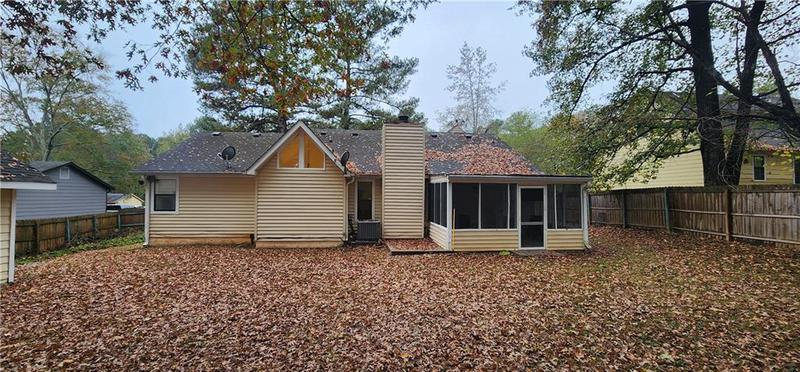 Image for property 6848 Cumberland Circle, Riverdale, GA 30296