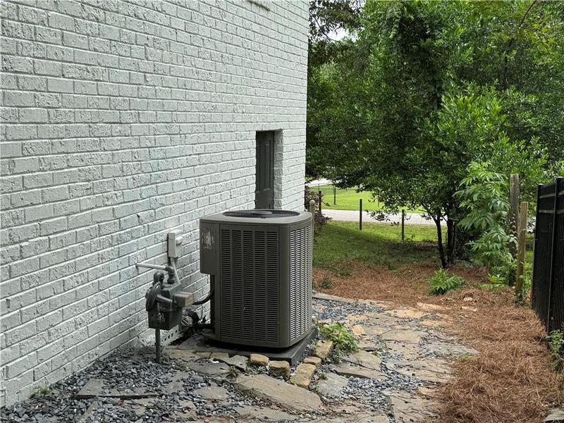 Image for property 2023 Lee Drive, Austell, GA 30168