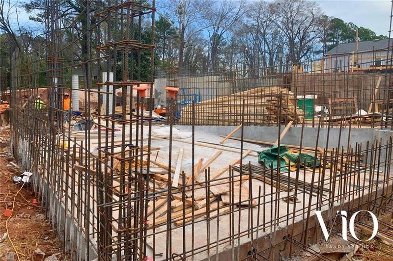 Image for property 318 Sandy Springs Circle 360, Sandy Springs, GA 30328