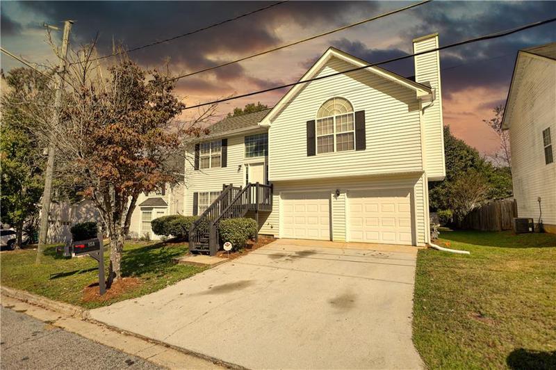 Image for property 854 Asbury Trail, Lithonia, GA 30058