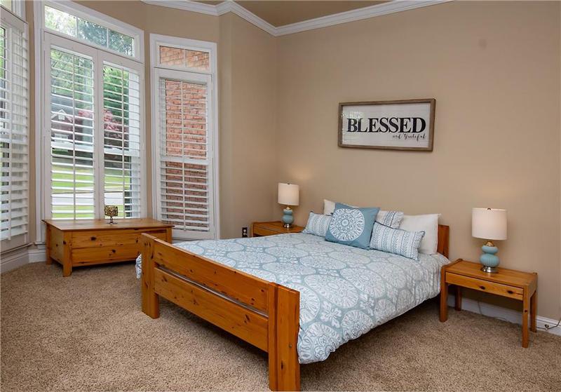 Image for property 104 Fairway Overlook, Woodstock, GA 30188