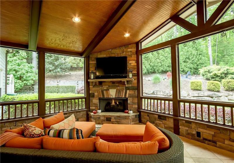 Image for property 104 Fairway Overlook, Woodstock, GA 30188