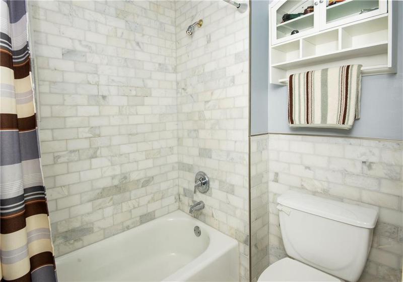 Image for property 104 Fairway Overlook, Woodstock, GA 30188