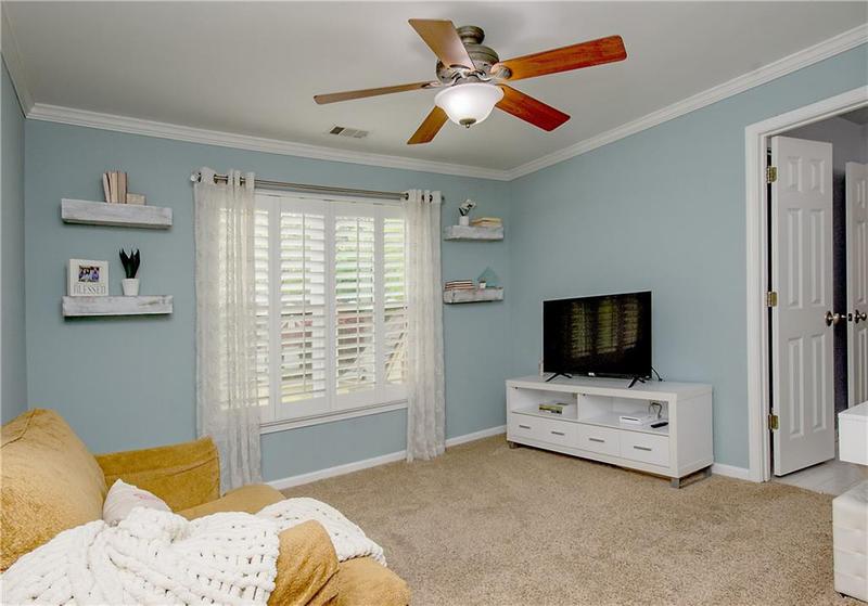 Image for property 104 Fairway Overlook, Woodstock, GA 30188