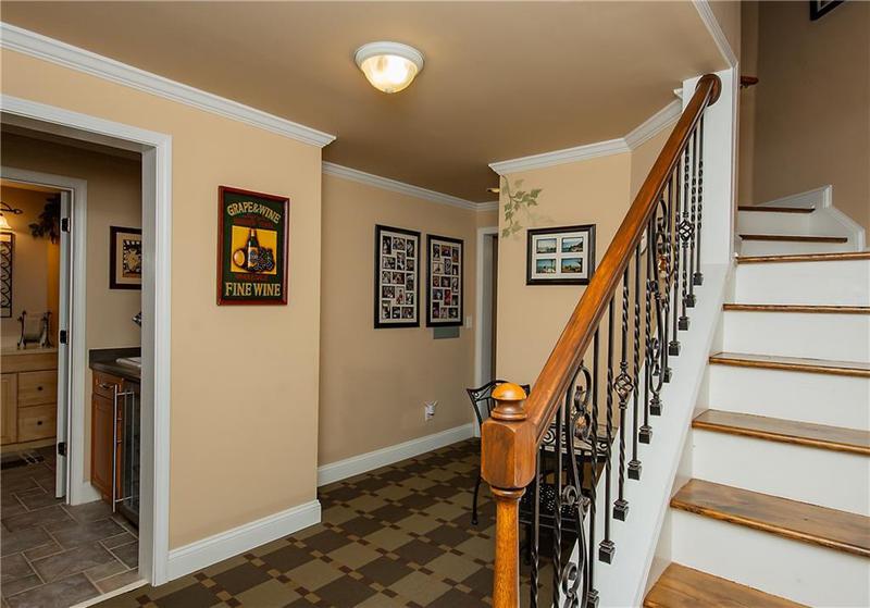 Image for property 104 Fairway Overlook, Woodstock, GA 30188