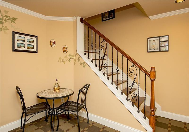 Image for property 104 Fairway Overlook, Woodstock, GA 30188