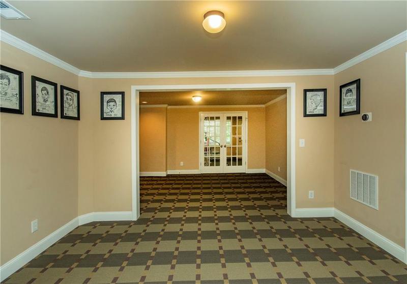 Image for property 104 Fairway Overlook, Woodstock, GA 30188