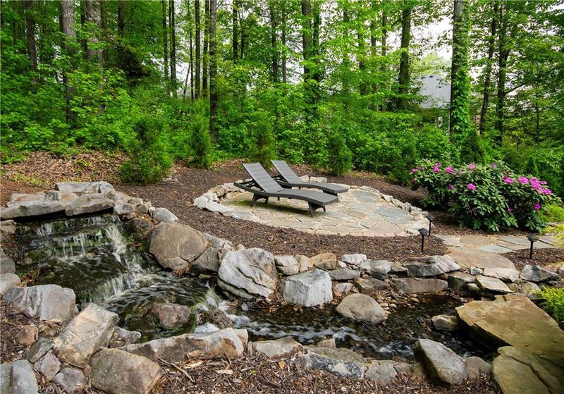 Image for property 104 Fairway Overlook, Woodstock, GA 30188