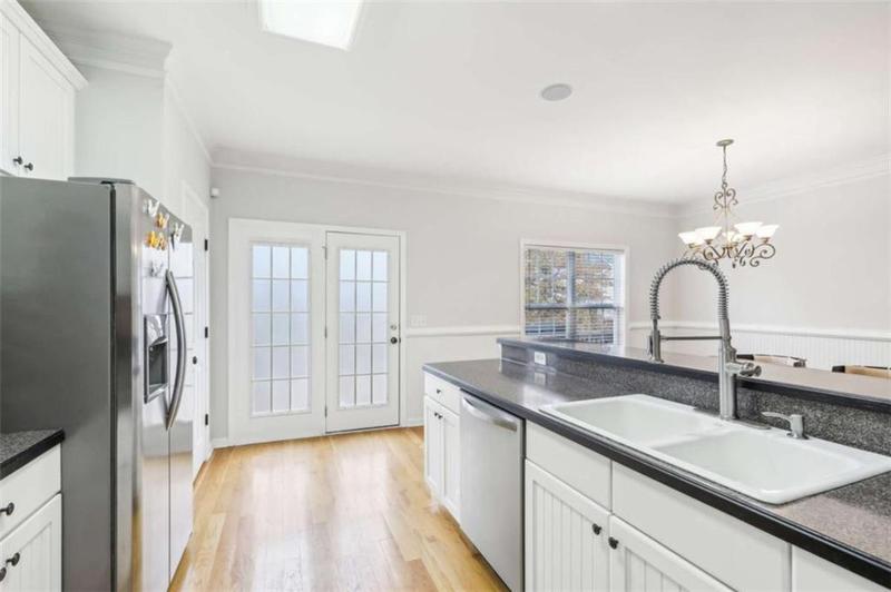 Image for property 49 High Point Circle, Newnan, GA 30265