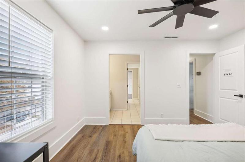 Image for property 49 High Point Circle, Newnan, GA 30265