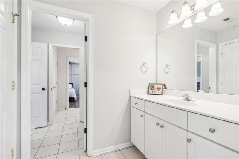 Image for property 49 High Point Circle, Newnan, GA 30265