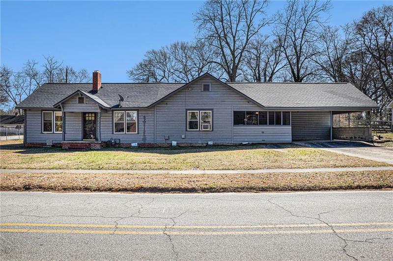 Image for property 209 Georgia Avenue, Winder, GA 30680