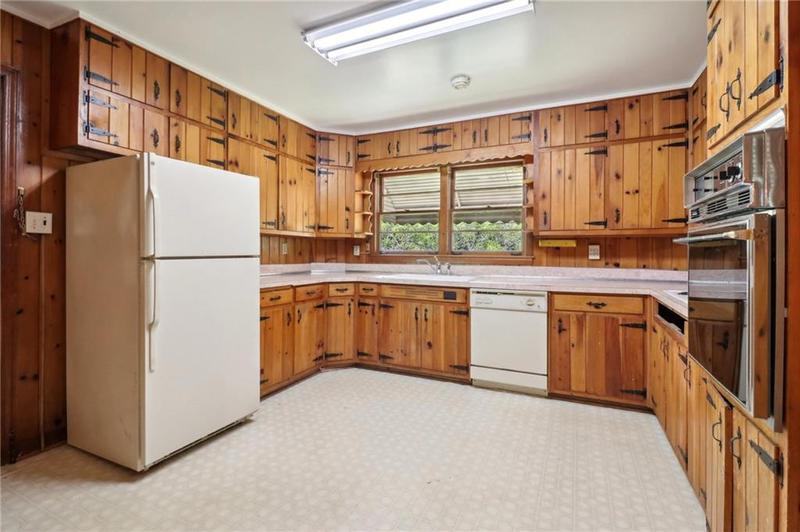 Image for property 1272 Breezy Lane, Atlanta, GA 30329