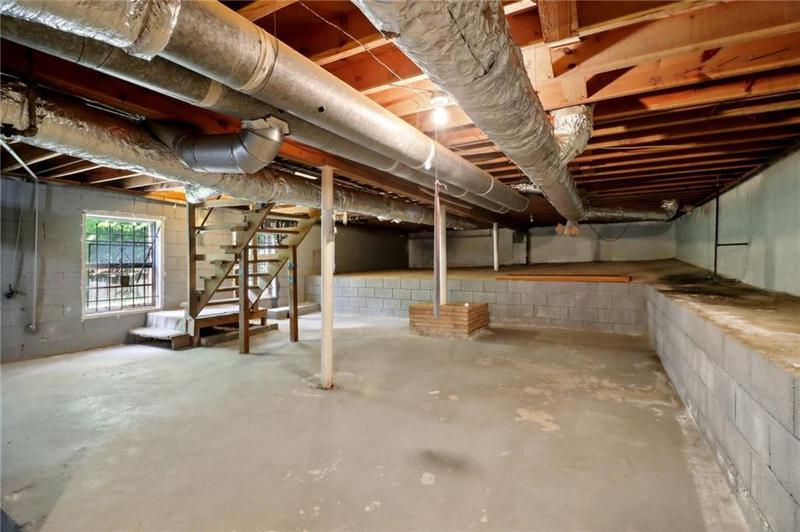 Image for property 1272 Breezy Lane, Atlanta, GA 30329