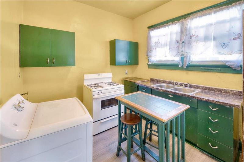 Image for property 1286 Metropolitan Parkway, Atlanta, GA 30310