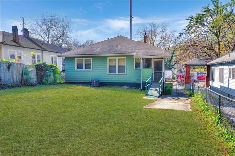 Image for property 1286 Metropolitan Parkway, Atlanta, GA 30310