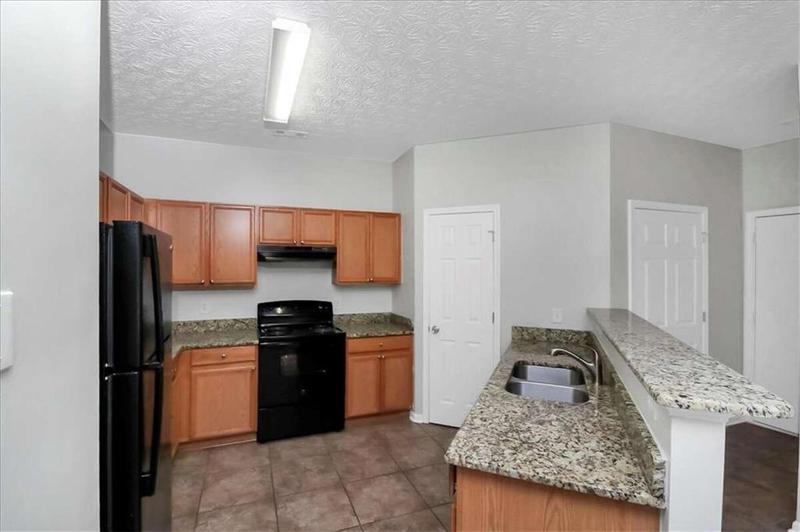 Image for property 4652 Parkway Circle, Atlanta, GA 30349