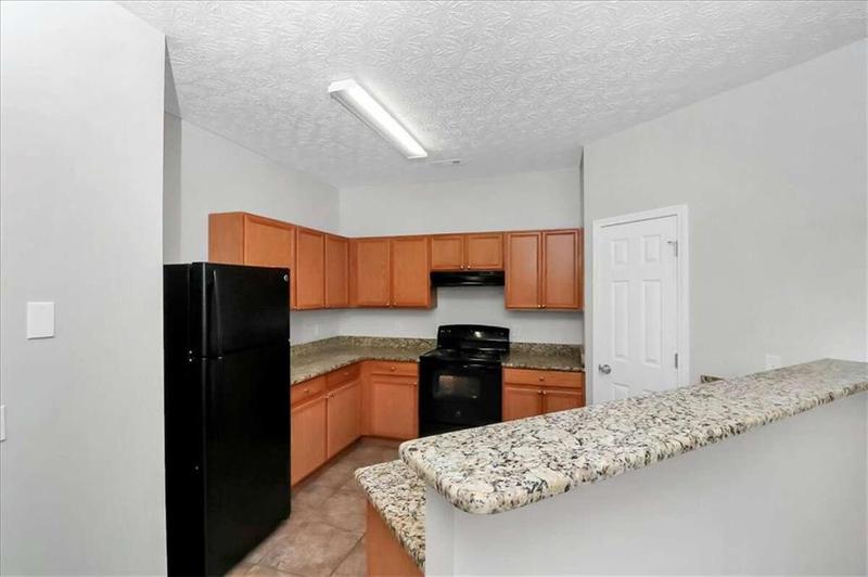 Image for property 4652 Parkway Circle, Atlanta, GA 30349