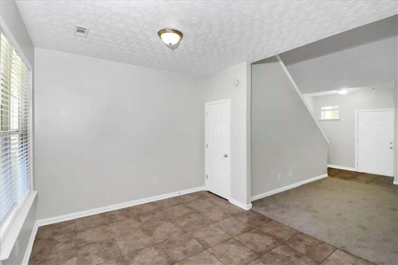 Image for property 4652 Parkway Circle, Atlanta, GA 30349