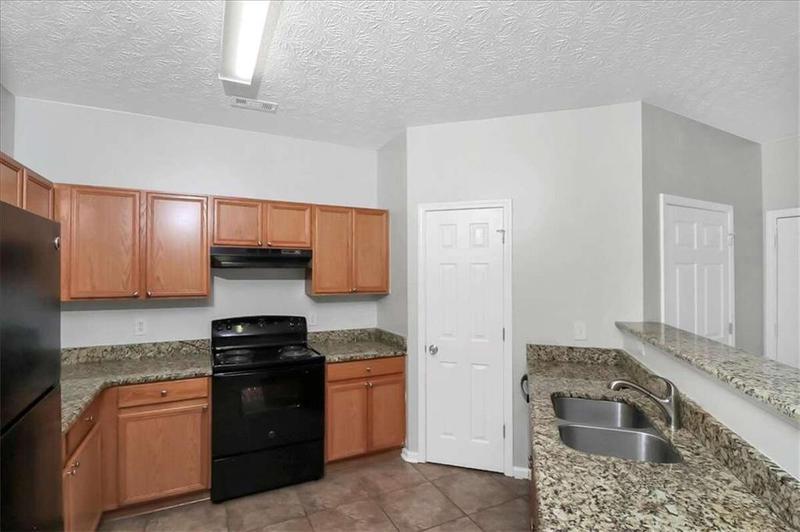 Image for property 4652 Parkway Circle, Atlanta, GA 30349