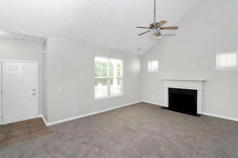 Image for property 4652 Parkway Circle, Atlanta, GA 30349